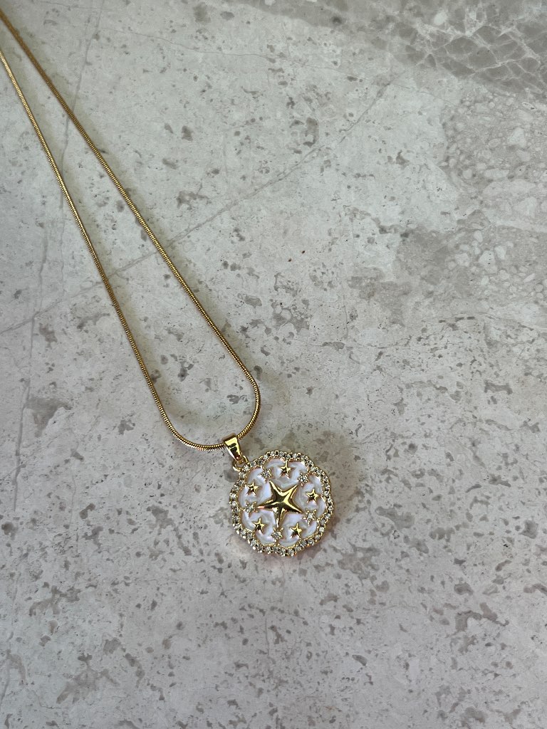 Missbeqa Yıldız Madalyon Kolye