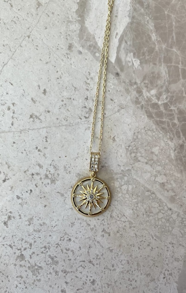 Missbeqa Kutup Yıldızı Madalyon Kolye